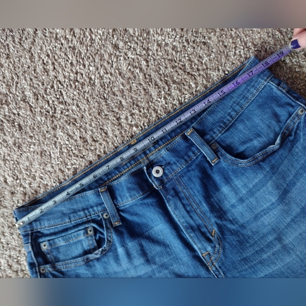 Levi Strauss Denim Roll Cuff Shorts NWOT - Picture 11 of 13